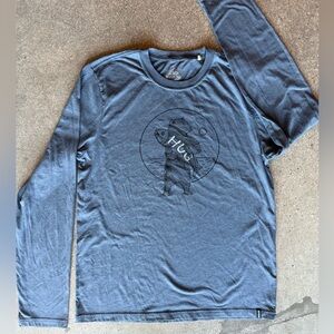 🐻 PRANA “Bear Hug” Graphic Long Sleeve Tee – Size M